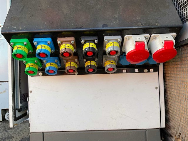Noodstroomaggregaat 2x 250 kva - afbeelding 5 van  25