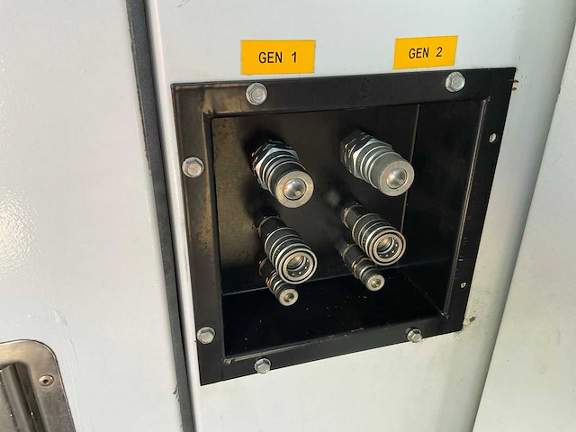 Noodstroomaggregaat 2x 250 kva - afbeelding 15 van  25