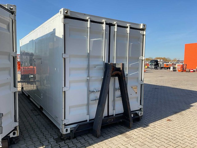 Noodstroomaggregaat 2x 250 kva - afbeelding 20 van  25