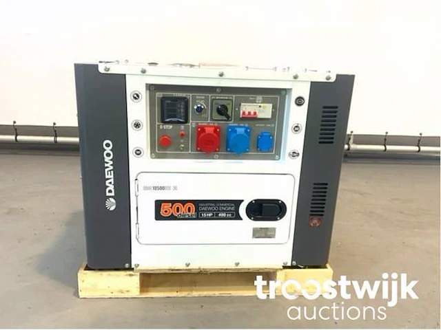 Noodstroomaggregaat 8,10kva - afbeelding 1 van  10