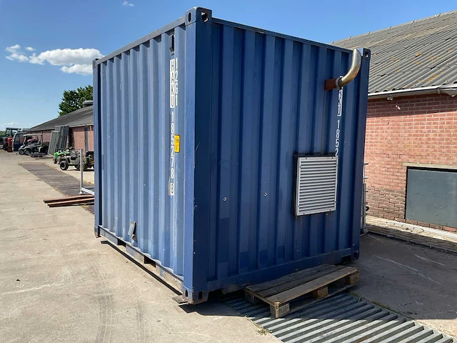 Noodstroomaggregaat in zeecontainer - afbeelding 15 van  17
