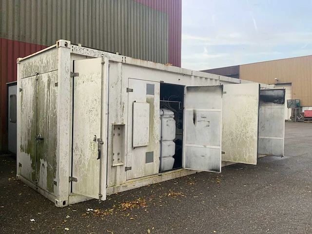 Noodstroomgenerator container (30ft) - afbeelding 4 van  9