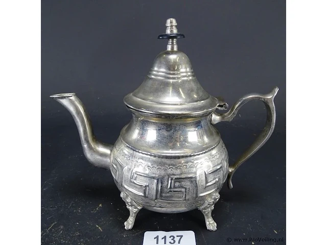 Noord-afrikaanse mahden?. theepot - afbeelding 1 van  5