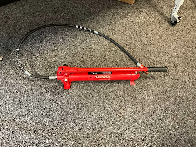 Noorma 10t hydraulische handpomp - afbeelding 1 van  5