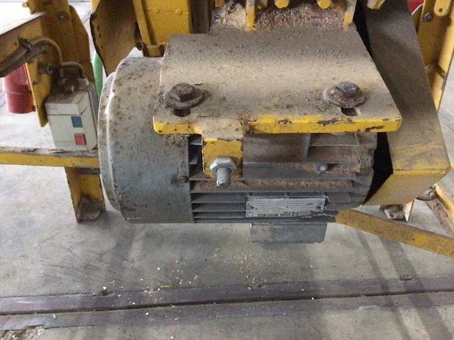 Nor 1603 afkortcirkelzaagmachine - afbeelding 7 van  7