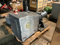 Nord sk9086azs / hk-132m/6 reductormotor - afbeelding 1 van  7