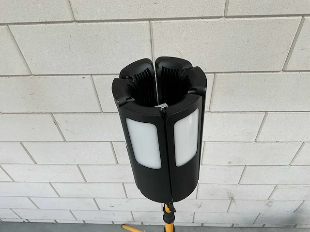 Nordride 360° led bouwlamp - afbeelding 4 van  9