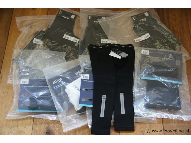 Northwave & bbb arm en beenwarmers - afbeelding 1 van  2