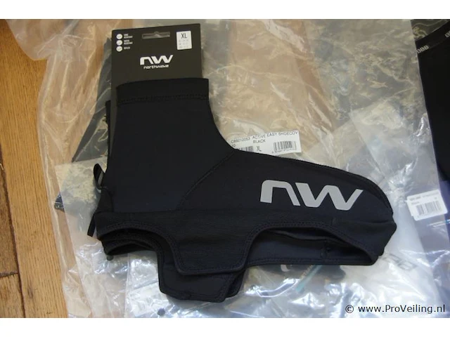 Northwave & bbb arm en beenwarmers - afbeelding 2 van  2