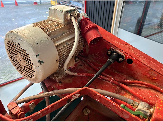 Norton clipper steenzaagmachine 400v - afbeelding 7 van  10