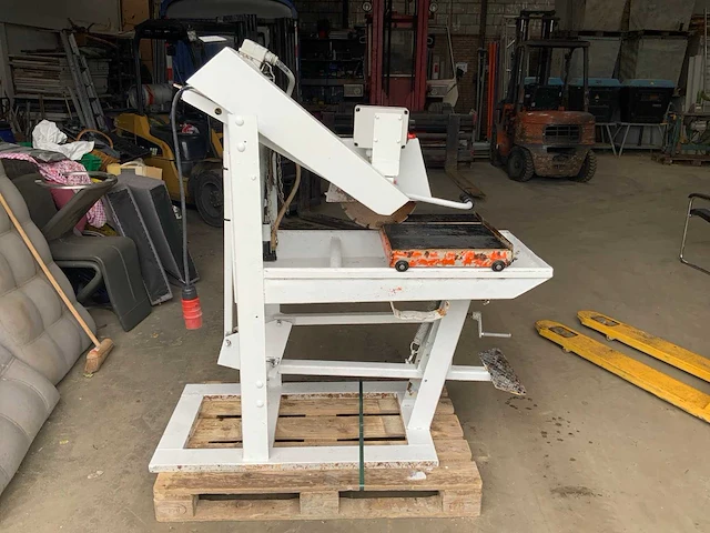 Norton clipper steenzaagmachine - afbeelding 1 van  4