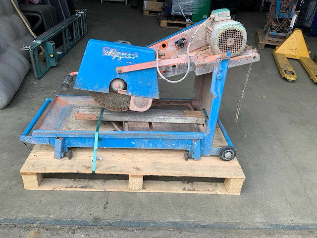 Norton clipper steenzaagmachine - afbeelding 1 van  4