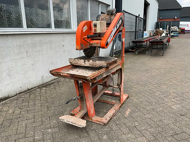 Norton cm501 tegelzaagmachine - afbeelding 12 van  19