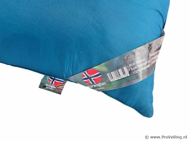 Norwegian blue - premium hoofd kussen 70x40x15cm - afbeelding 3 van  3