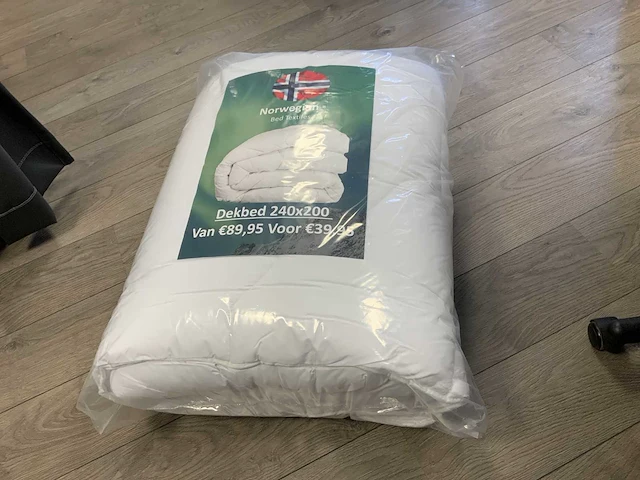 Norwegian dekbed 240x200 (24x) - afbeelding 1 van  6