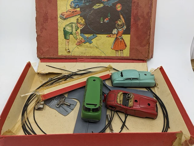 Nostalgisch speelgoed schuco, varianto 3010k - afbeelding 2 van  7