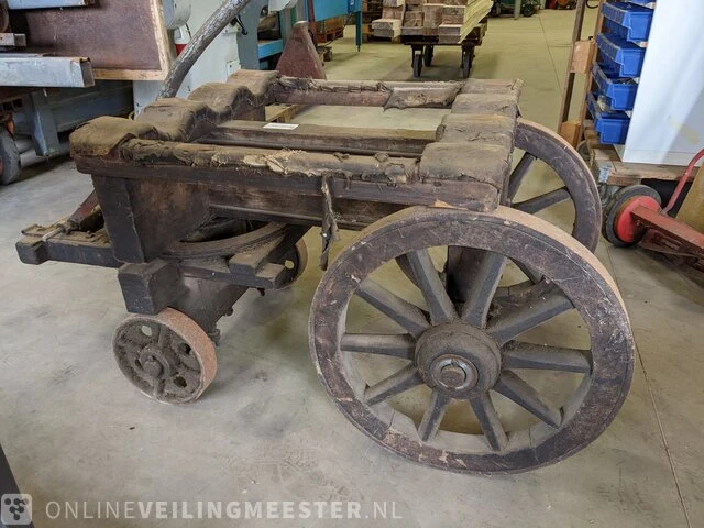 Nostalgische buizen transportwagen - afbeelding 2 van  7