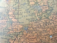 Nostalgische globe op standaard - afbeelding 2 van  10