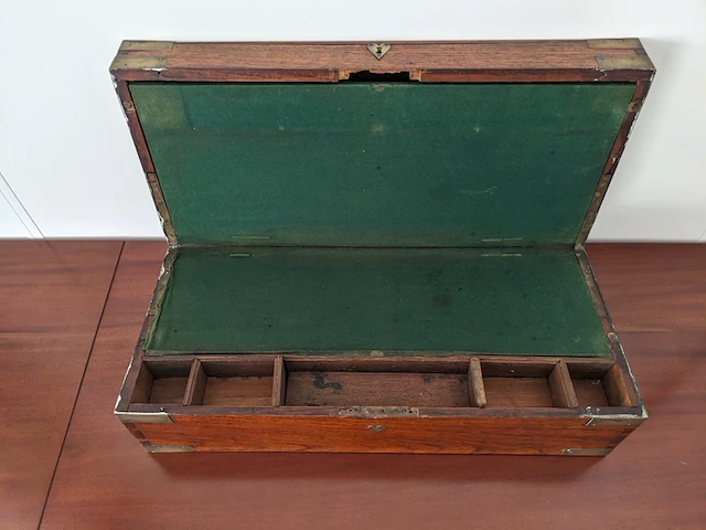 Nostalgische houten schrijverskist - afbeelding 4 van  11
