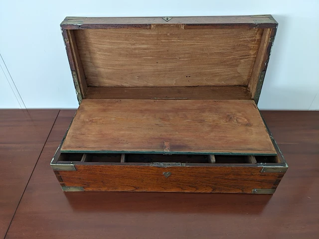 Nostalgische houten schrijverskist - afbeelding 9 van  11