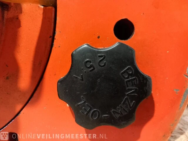 Nostalgische kettingzaag dolmar - afbeelding 2 van  11