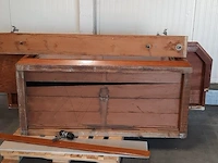 Nostalgische laboratorium kast met werkbanken - afbeelding 20 van  24