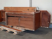 Nostalgische laboratorium kast met werkbanken - afbeelding 21 van  24