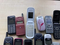 Nostalgische mobiele telefoon (25x) - afbeelding 2 van  7
