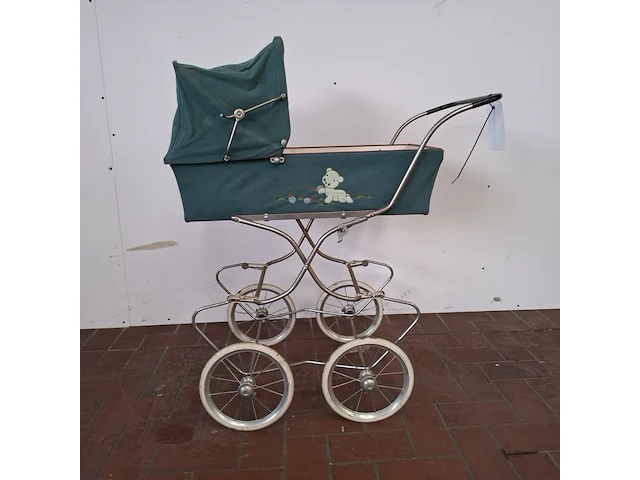 Nostalgische poppen wandelwagen - afbeelding 1 van  8