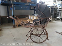 Nostalgische poppenwagen - afbeelding 1 van  8