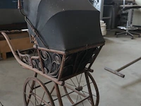 Nostalgische poppenwagen - afbeelding 5 van  8