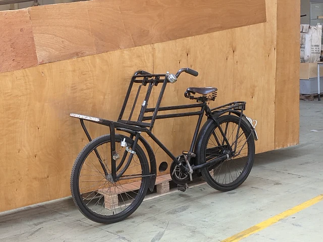 Nostalgische transportfiets - afbeelding 1 van  14