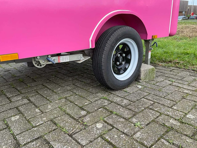 Novada - foodtrailer - afbeelding 5 van  37