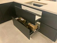 Novellini nove kuadra 2.0 showroom keuken hoekopstelling - afbeelding 11 van  33