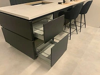 Novellini nove kuadra 2.0 showroom keuken hoekopstelling - afbeelding 17 van  33