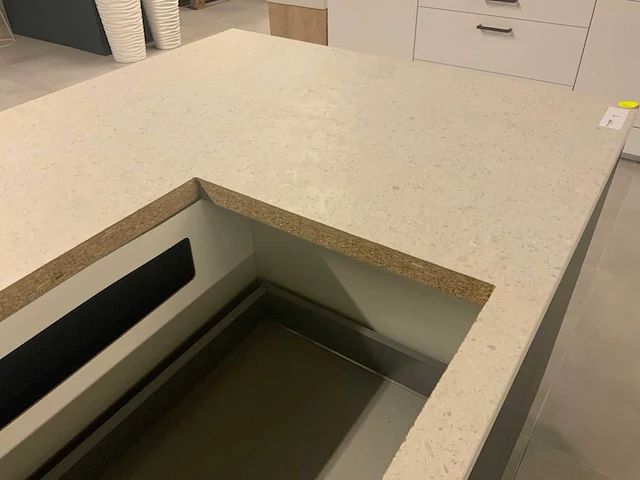 Novellini nove kuadra 2.0 showroom keuken hoekopstelling - afbeelding 27 van  33
