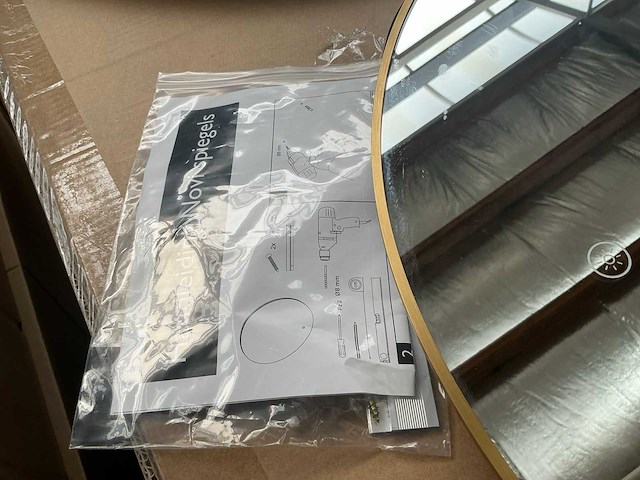 Novi giro 60cm badkamer spiegel - afbeelding 3 van  4