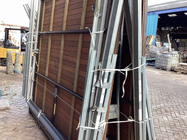 Novoferm - 2375 x 2250 millimeter - window frame & door (4x) - afbeelding 5 van  6
