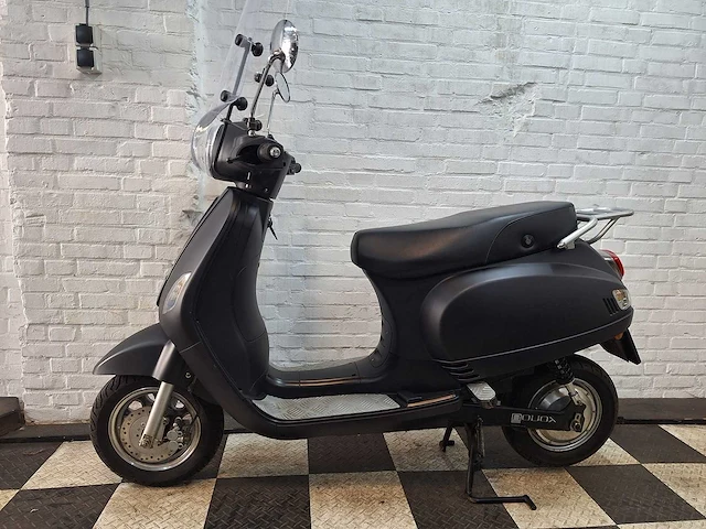 Novox c50 25 km elektrische snorscooter - afbeelding 1 van  7
