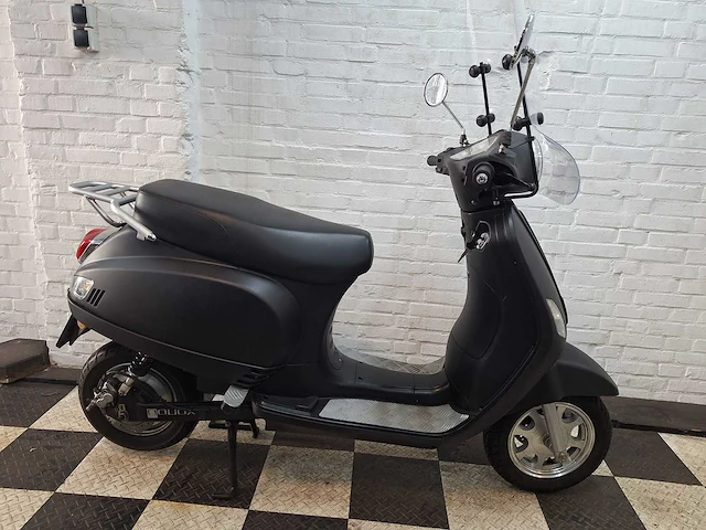 Novox c50 25 km elektrische snorscooter - afbeelding 6 van  7