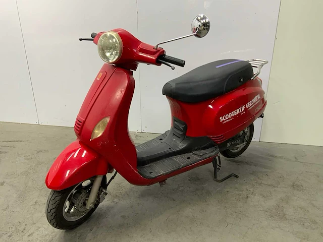 Novox c50 elektrische snorfiets & snorscooter - afbeelding 1 van  14