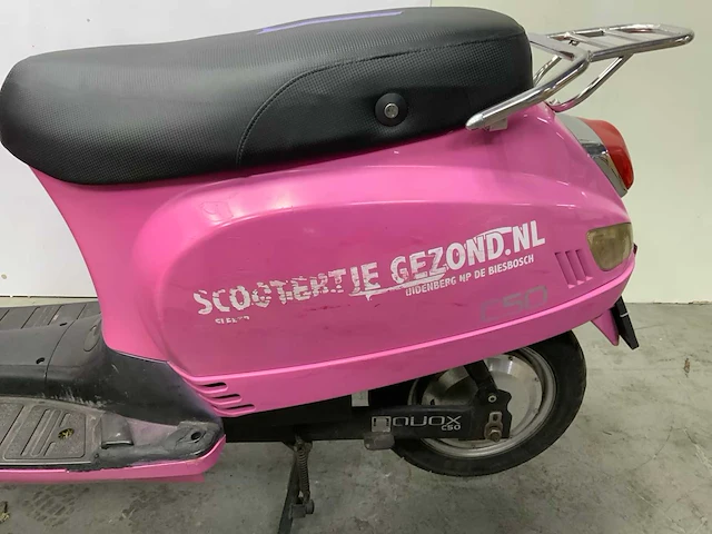 Novox c50 elektrische snorscooter - afbeelding 9 van  13