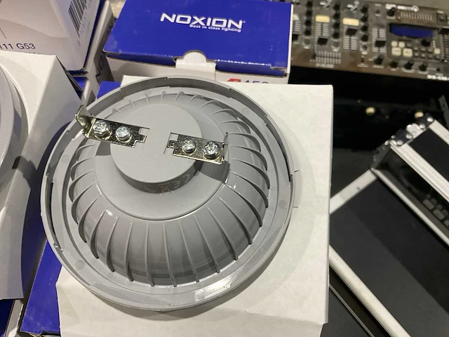 Noxion ar111 g53 led-spot (32x) - afbeelding 5 van  10