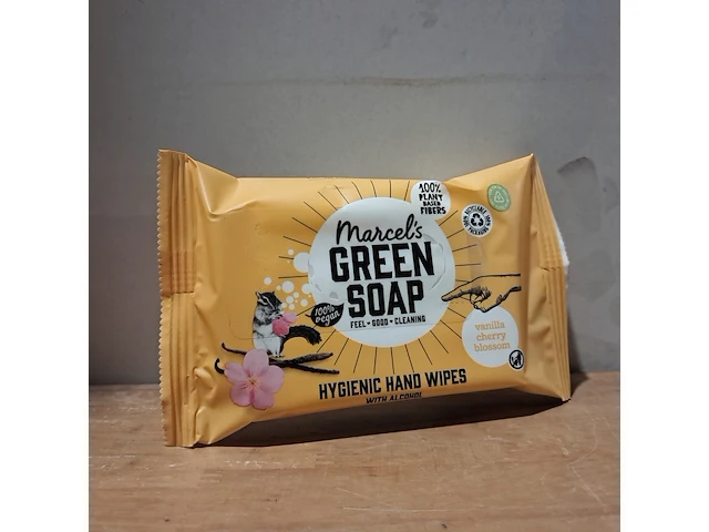 (ns materiaal) ± 1020 pakjes hygienische handdoekjes, marcel's green soap, vanilla & cherry blossom - afbeelding 1 van  6