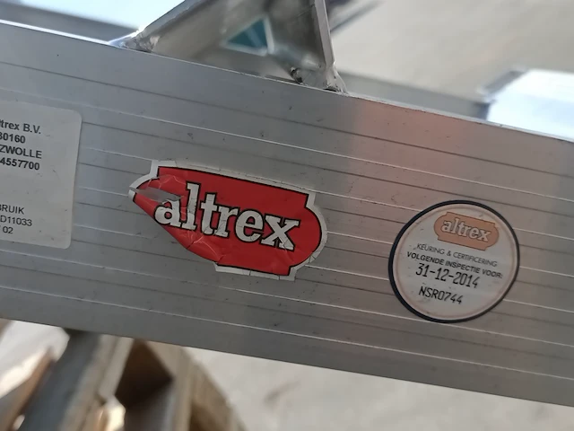 (ns materiaal) 2x aanbouw steigertrap, altrex, 2014 - afbeelding 11 van  13