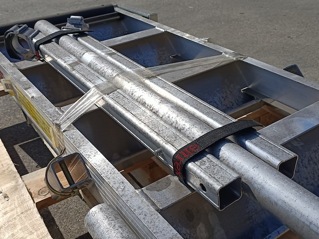 (ns materiaal) 2x aanbouw steigertrap altrex, 2014 - afbeelding 4 van  13