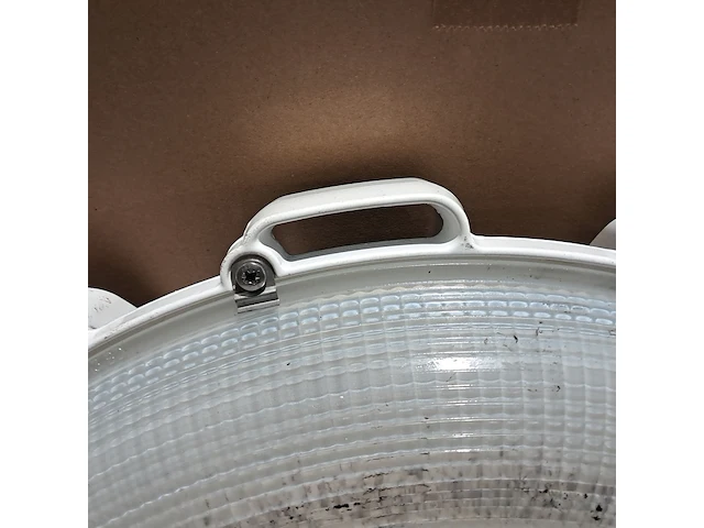 (ns materiaal) 3x holophane lamp - afbeelding 3 van  7