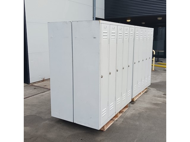 (ns materiaal) 4x lockerkast met bankjes - afbeelding 4 van  24
