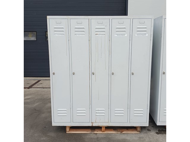 (ns materiaal) 4x lockerkast met bankjes - afbeelding 5 van  24