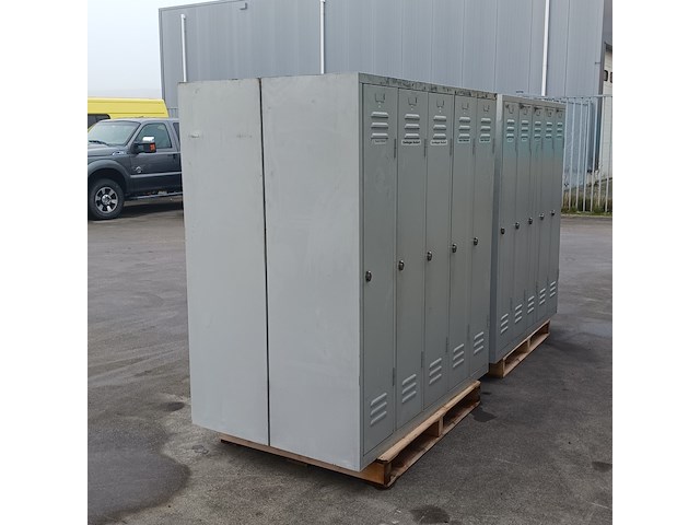 (ns materiaal) 4x lockerkast met bankjes - afbeelding 22 van  24